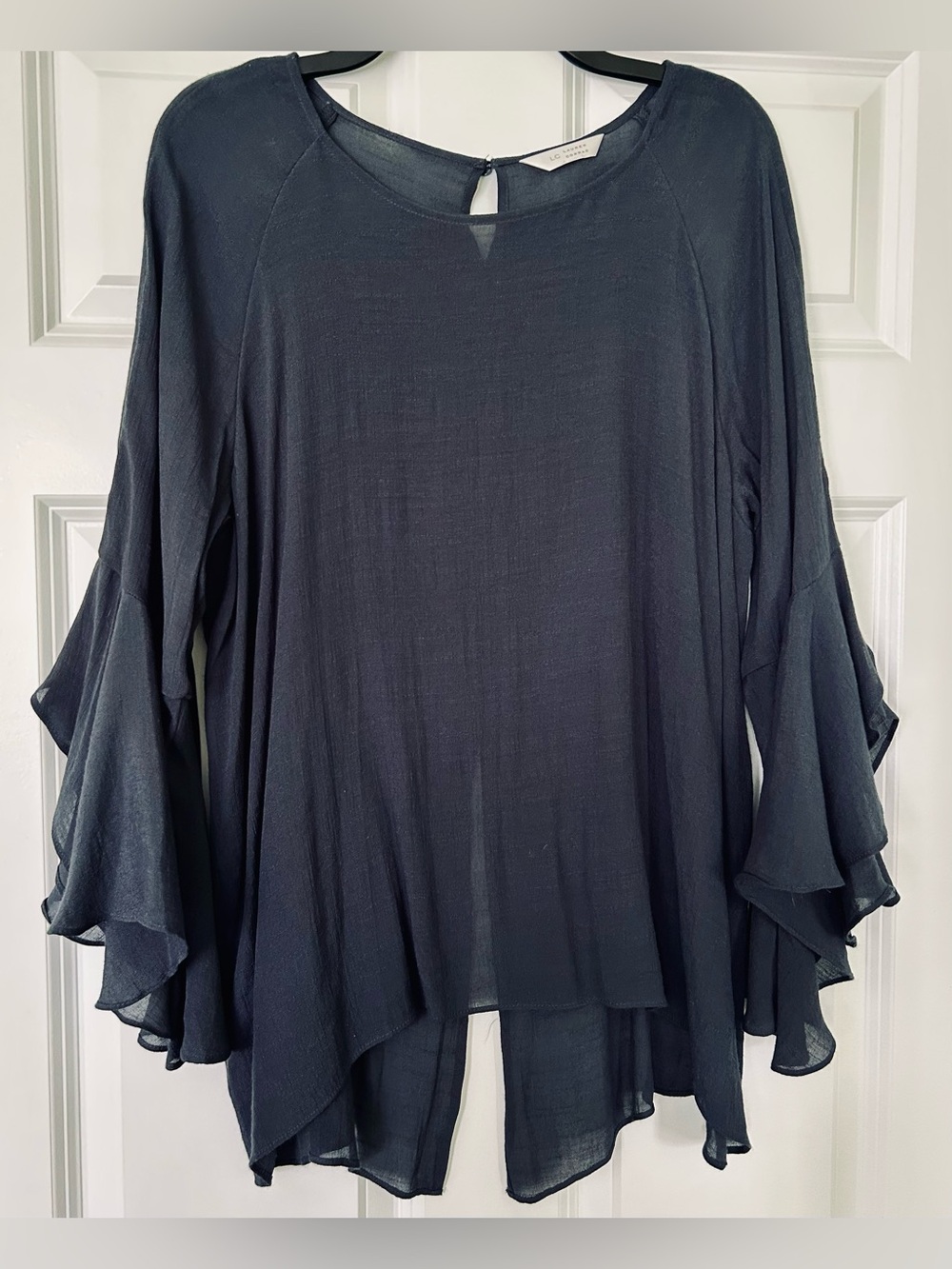 LC Lauren Conrad Charcoal Gray Layered Ruffle Sleeve Tunic